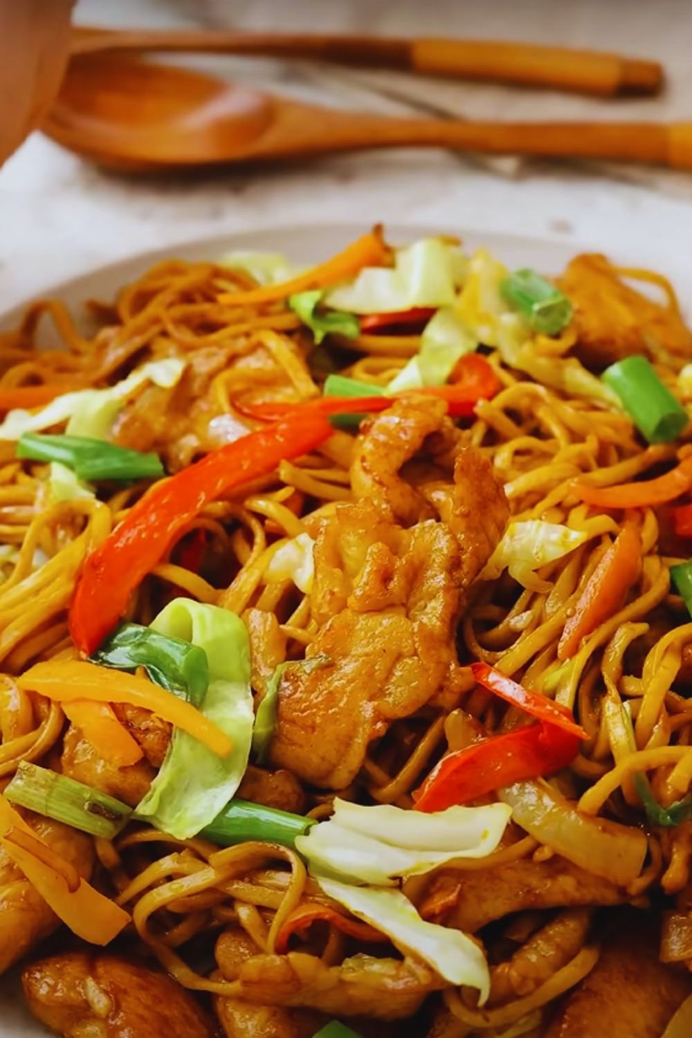 The Ultimate Chicken Chow Mein Recipe: Authentic Restaurant-Style Results at Home!